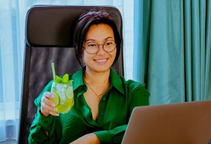 Tips for Planning an Unforgettable Virtual Cocktail Party